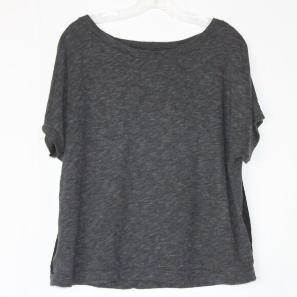 FOREVER 21 WOMENS GRAY BLACK SHORT SLEEVE SHORT WAISTED TOP SZ M LACE BACK - Picture 2 of 16